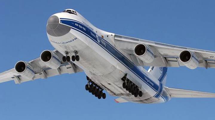 Издание TWZ объяснило смысл пролета над Киевом самолета Ан-124 - Новости на Вести.ru