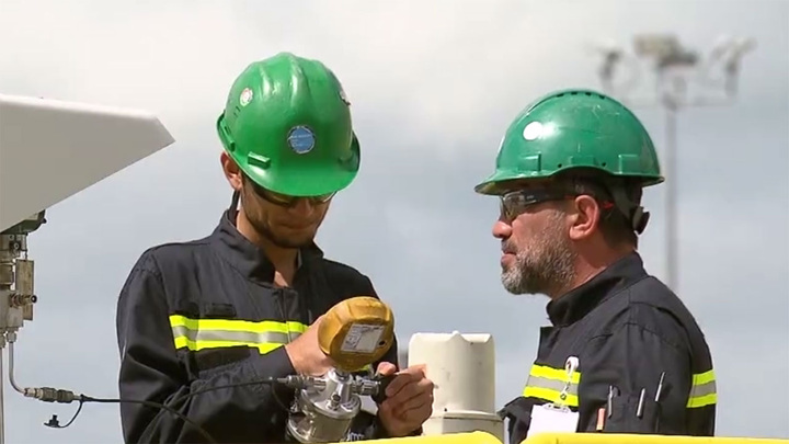 Министр Байрактар: Турция не будет отказываться от российского газа - Новости на Вести.ru