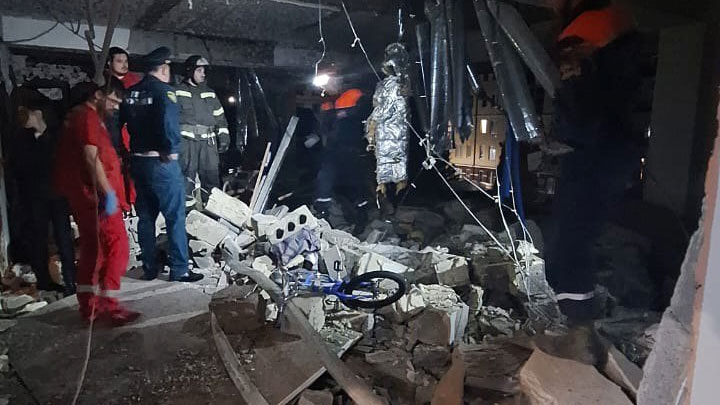 После взрыва газа в жилом доме в Сочи возбуждено уголовное дело - Новости на Вести.ru