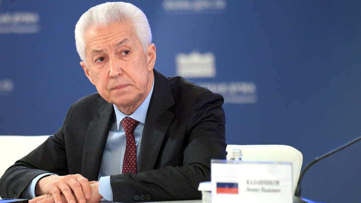 Депутат Васильев: "Единая Россия" возьмет на контроль выплату налогов с МСП - Новости на Вести.ru