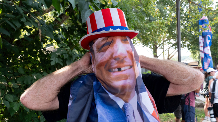 Эксперт Колташов: в Китае убедились, что США – это враг - Новости на Вести.ru