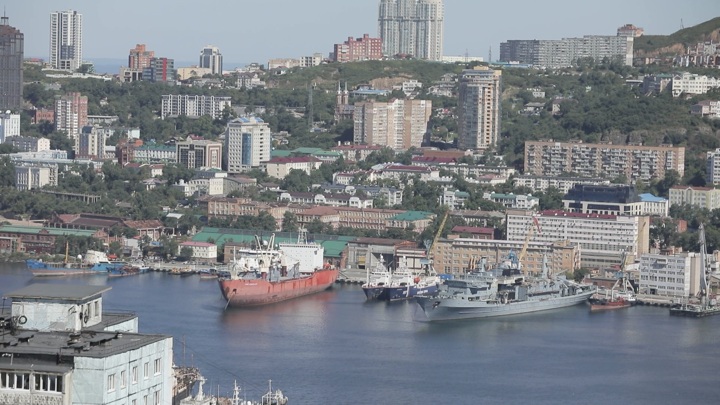 Путин поручил расширить Дальневосточную ипотеку на вторичку в городах - Новости на Вести.ru