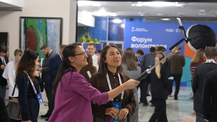 В Петербурге прошел ежегодный форум волонтеров "Газпром нефти" - Новости на Вести.ru